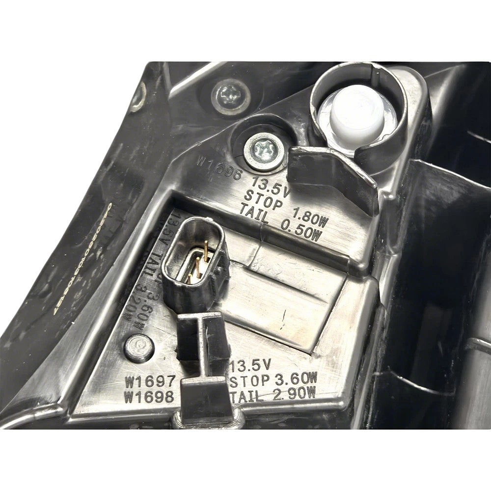 Right Rear Tail Light Suitable for Honda Jazz Fit 2014¡§C2021 Halogen Version