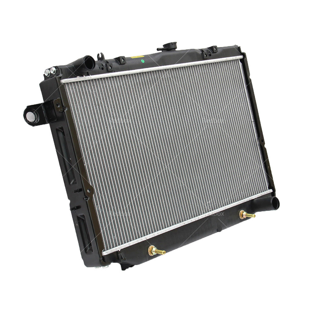 {{ Radiator Suitable For Toyota Landcruiser 100S HZJ105R FZJ105R HDJ100R 98-07AT MT }} - Buy Car Parts Online at {{ Kaka Auto Parts }}.
