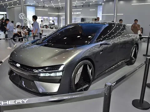 Chery "Parame" Lie Feng: 1500km Pure Electric Range, Solid-State Battery Era Arrives? Netizens’ Comments Are Hilarious!