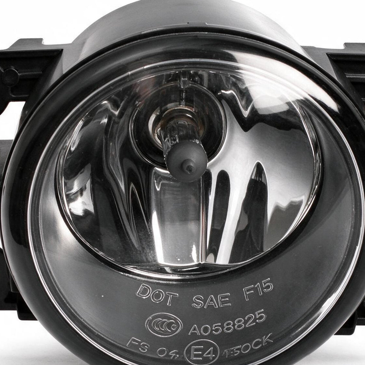 Fog Lamp Standard with H11 Globe Suitable for Isuzu D-Max RG 2020-2024 - XQ1