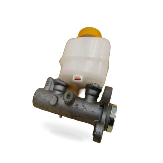 Non ABS Brake Master Cylinder Suitable for Nissan Frontier 3.3L