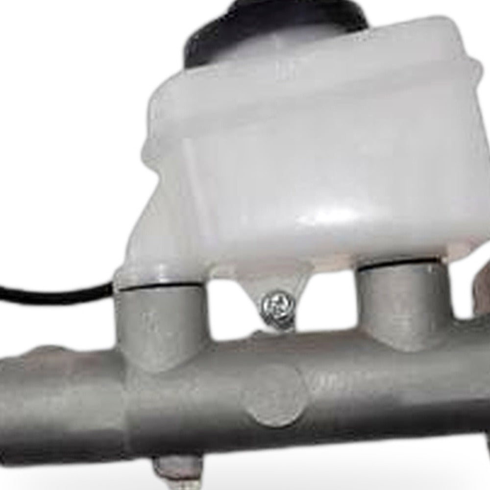 Brake Master Cylinder Suitable for Toyota Hilux LN106 2.8L Diesel 3L