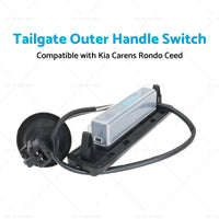 {{ 812601D000 Tailgate Outer Handle Switch Suitable for Kia Carens Rondo Ceed 06-19 }} - Buy Car Parts Online at {{ Kaka Auto Parts }}.
