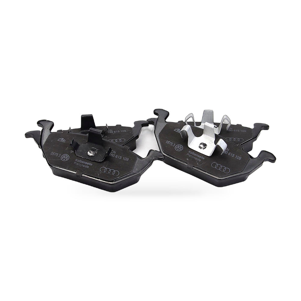Front Brake Pad Kit Suitable for Audi A3 TT VW Golf Skoda Octavia Seat Altea - ZT2