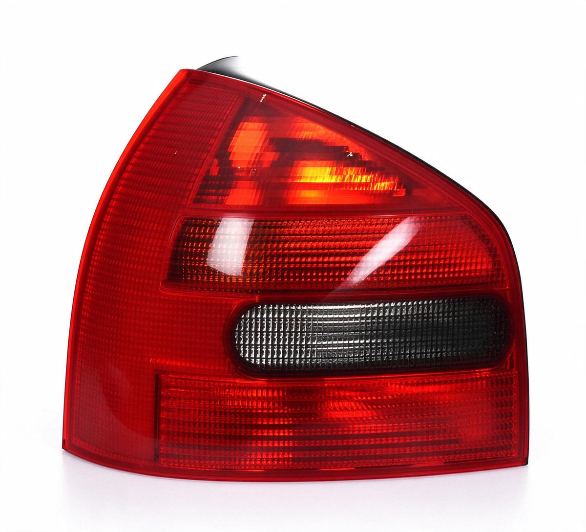 Tail Light Assembly Suitable for Audi A3 S3 8L Series 1 1996-2002 RH - ZT2