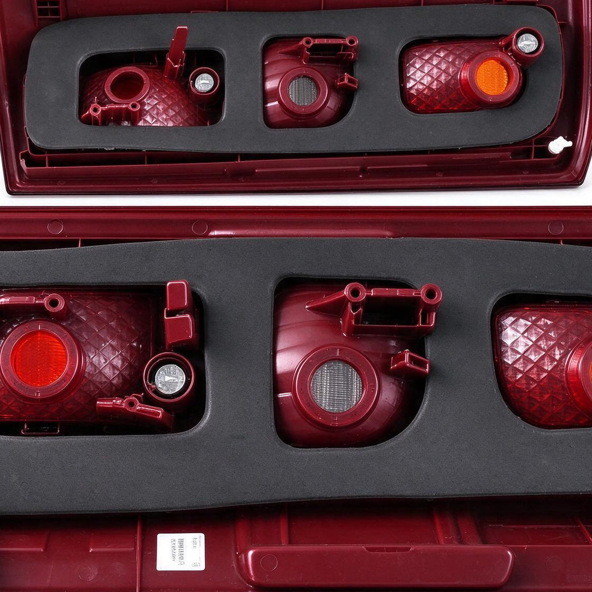 Tail Light Assembly Set Red Suitable for Nissan Patrol GU Wagon 2004-2016 - XQ1
