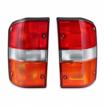 compare product Tail Light Clear Lens Set LH RH Suitable for Nissan Patrol Wagon 1997-2004