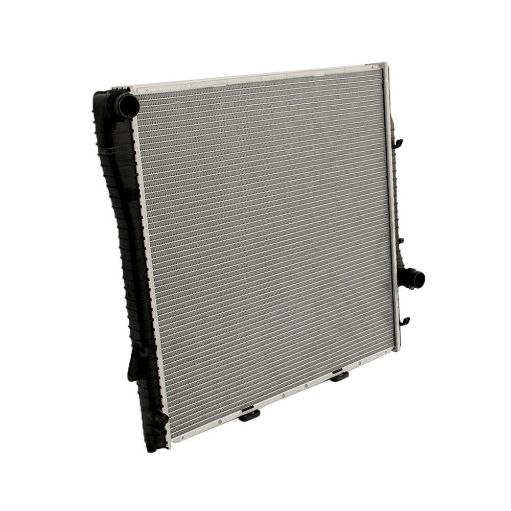 Radiator Suitable For BMW X5 E53 M54 M57 M62 3.0i 3.0D 4.4i V6 V8 2000-2006 AT MT