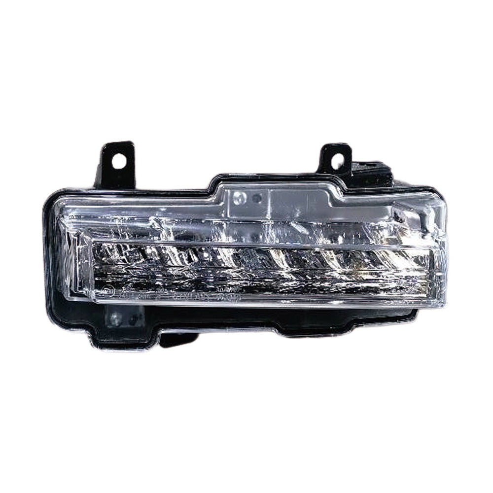 Front Bumper Fog Light 8312A020 Right Lamp Suitable for Pajero Montero 2015-2017