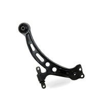 Front Lower Left Right Control Arms Suitable for Toyota Avalon MCX10 2000-2002