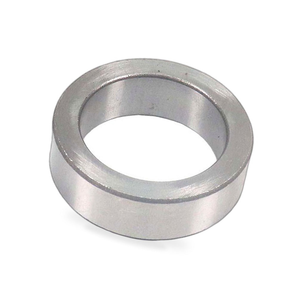 Rear Wheel Bearing Retainer Sleeve Suitable for Toyota Land Cruiser UZJ100 - BD1