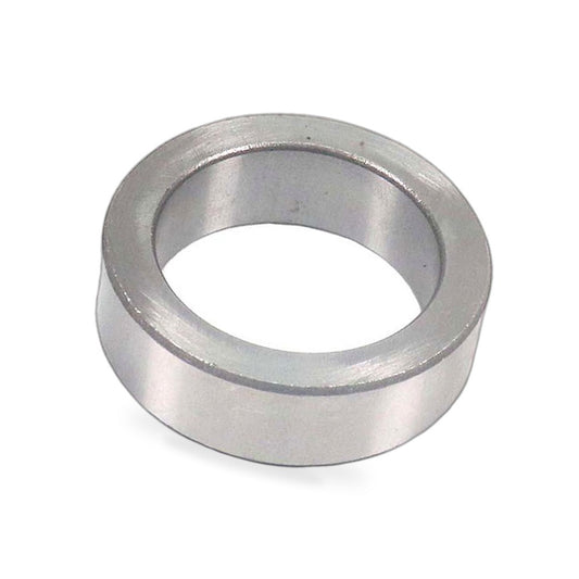 Rear Wheel Bearing Retainer Sleeve Suitable for Toyota Land Cruiser UZJ100