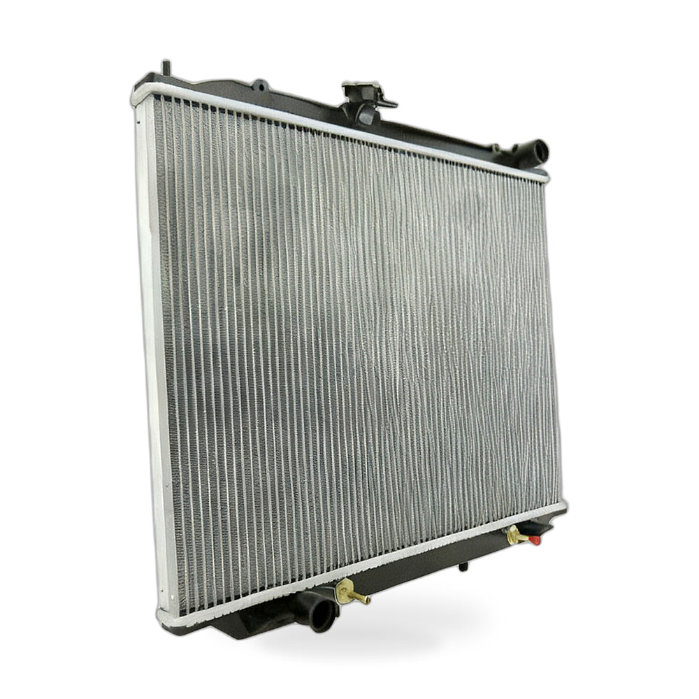 Radiator Suitable for Nissan Terrano R20 2.4L Petrol 2.7L 3.0L Diesel 1993-1999 - ZT2