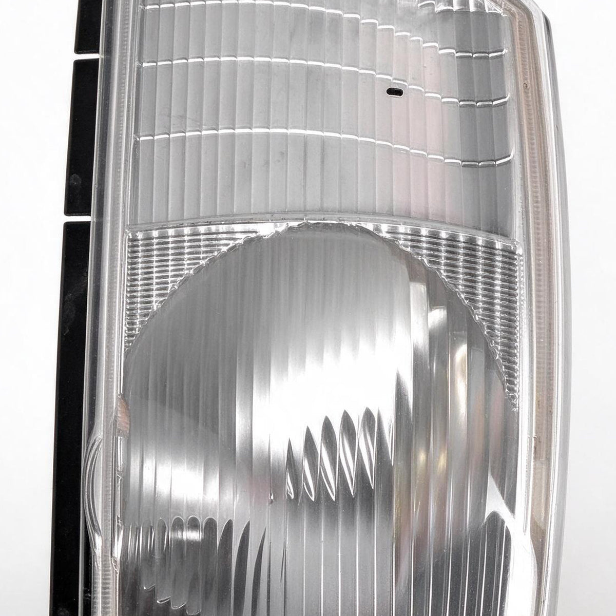 Corner Light AM With Globe Provision Suitable for Mitsubishi Canter Fuso - XQ1