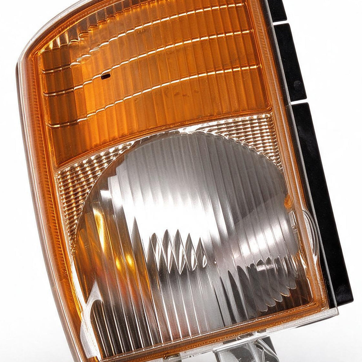 Amber Corner Light With Globe Provision Suitable for Mitsubishi Canter 2002-2010 - XQ1