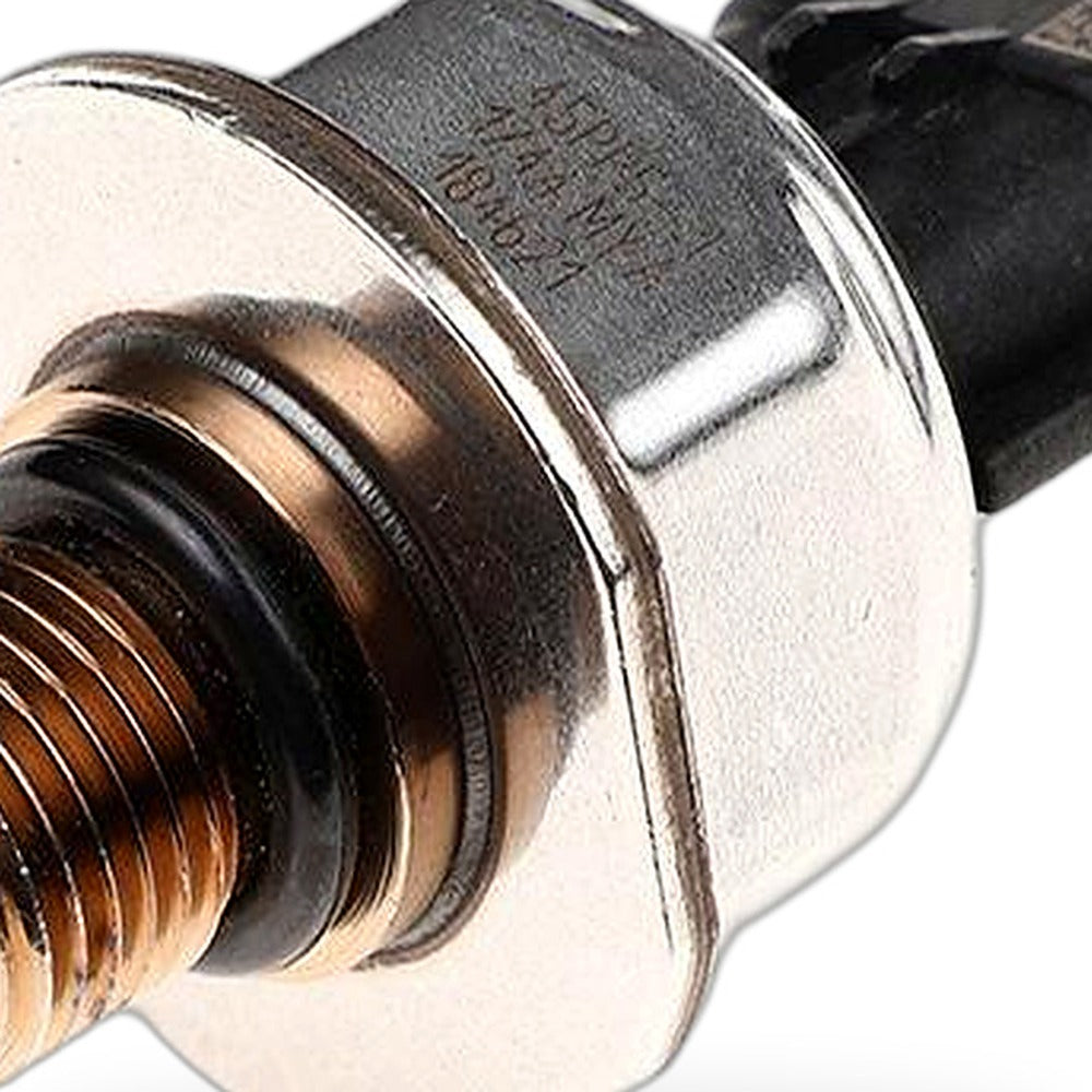 Fuel Rail Pressure Sensor Switch Suitable for Ford E-150 E-250 E-350 2004-2008 - XQ1