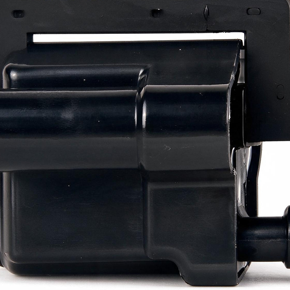 Ignition Coil UF271 Suitable for Cadillac Escalade Hummer H2 GMC Yukon 5.3L 6.0L - XQ1