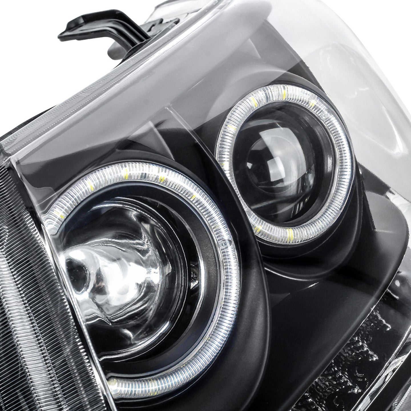 {{ Right Black LED Headlight HALO Projector Suitable for Toyota HILUX 2011-2014 }} - Buy Car Parts Online at {{ Kaka Auto Parts }}.