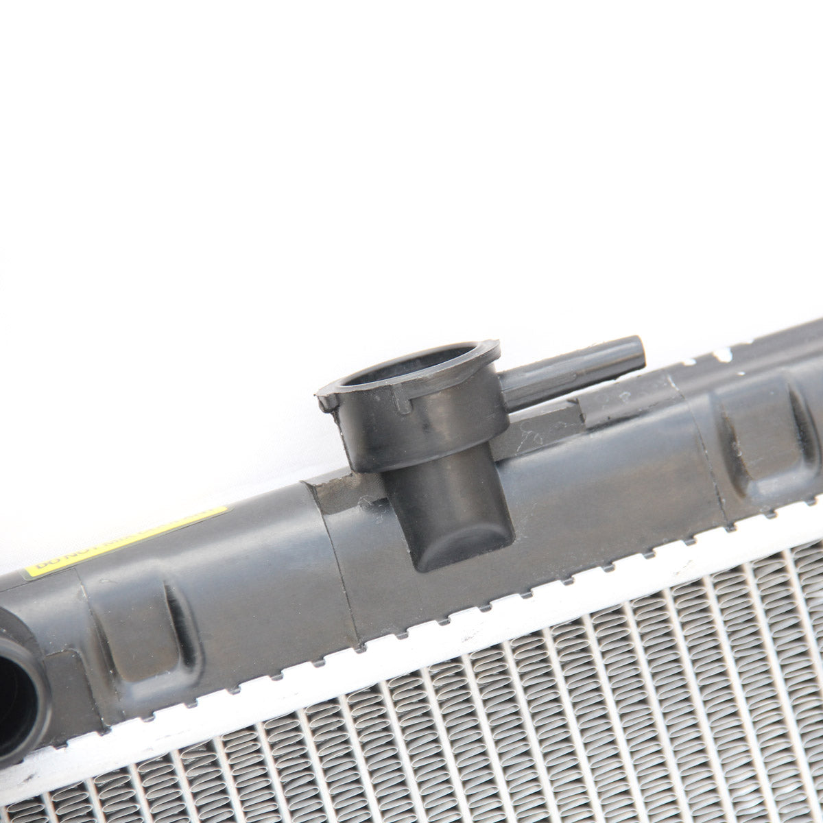 Standard Radiator Suitable For Nissan Pulsar N16 LX / Q / ST 1.6 & 1.8 AT / MT 2000-2006